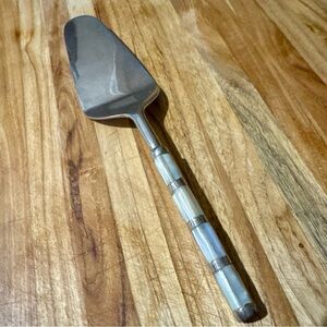 Vintage Unique ARTISAN STAINLESS STEEL CAKE PIE SPATULA AGATE HANDLE 10.5”